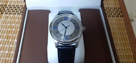 Sector Dial  Arakawa 39mm SW200  limited edition of 10
